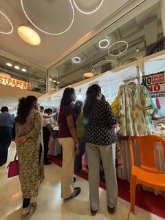 Flea Market (49).jpg